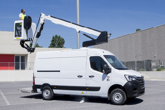 TLF 15, le fourgon nacelle de 15 mètres